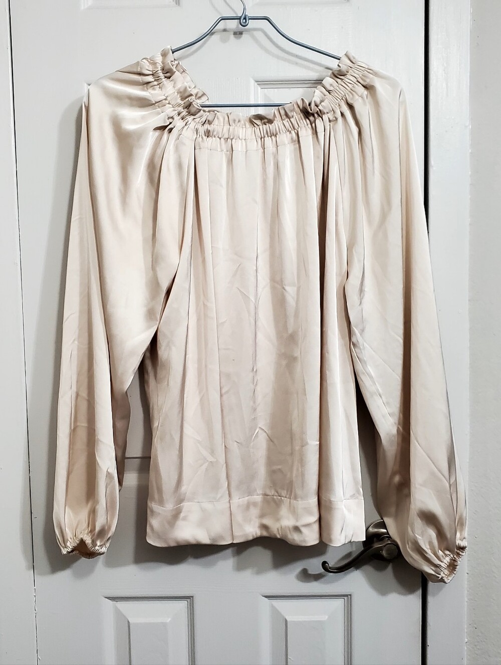 H&M Satin Off-the-shoulder Blouse Long Blouson Sleeves w/ Elastic Cuffs sz MED